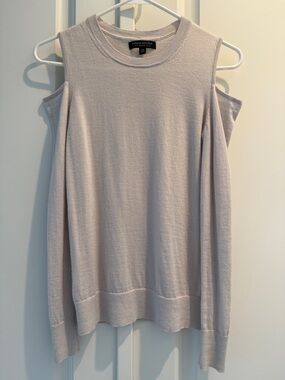 Banana Republic Cold-Shoulder Knit Top in Pale Grey, 100% Merino Wool